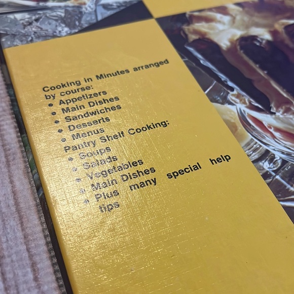 Family Circle Fast Meals Cook Book - Picture 9 of 10